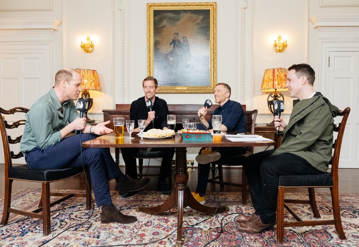 Ok so here it is.
Us at the palace with prince William 😂 
bbc.co.uk/sounds/play/p0…