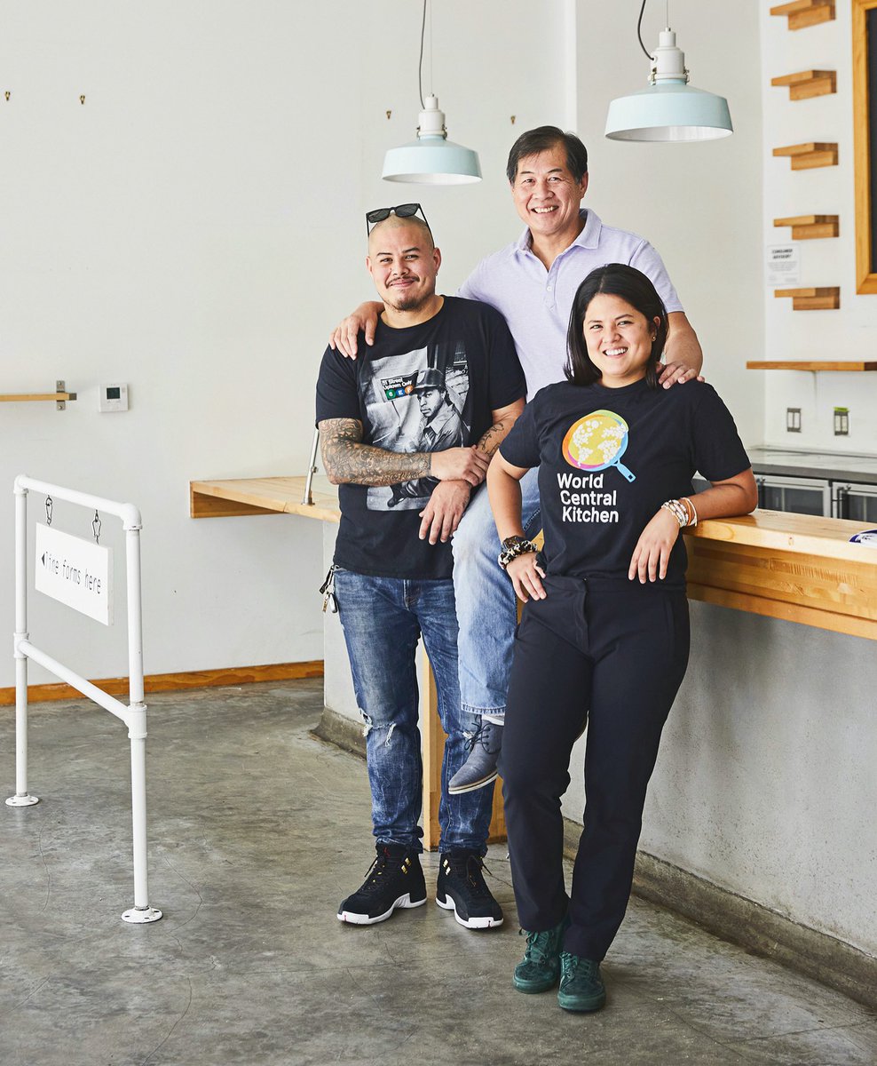 mmtakemiami's tweet photo. This week in the #ChefsCorner, we visit with Val Chang of #ItamaeMiami and #BSIDESushi. ๐ฃ๐ฑ๐ฃ Check out the interview to read about her work with @WCKitchen, her love of #cebiche, and what itโs like to be a part of the #ChangGang. ๐ฉ๐ปโ๐ณ #mmtm #miamichefs https://t.co/06heRAboH3 https://t.co/CZFYdMwgYS