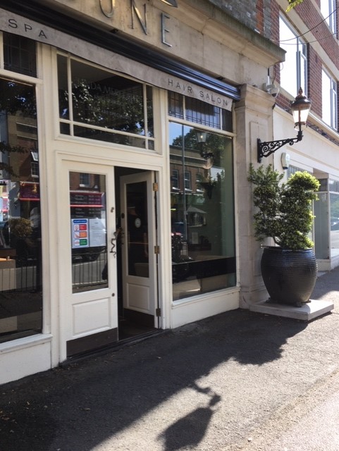CcwMay's tweet photo. Great to see Canford Cliffs Village reopening for business. Impressed with precautions in place to keep customers safe. #StayLocalShopLocal. @PooleMatters https://t.co/KvGJxIADOU