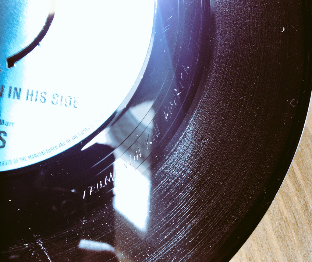 MorrisseyAngels's tweet photo. Trump says #NobodyLikesMe... perhaps it's time to remember when #TheSmiths etched 'Trump will kill America' on vinyl for #RecordStoreDay2017 https://t.co/zznXdlfim5 https://t.co/QG5Vq9Cpc8