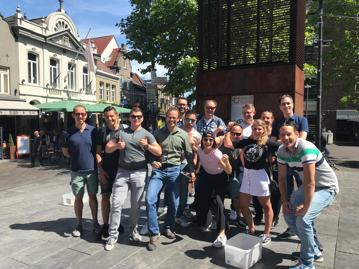 Schouwdag 2019!

Helaas dit jaar geen Schouwdag vanwege de huidige situatie rondom Corona. Toch denken we graag nog even terug aan die mooie zomerdag samen in Eindhoven.

#schouwdag