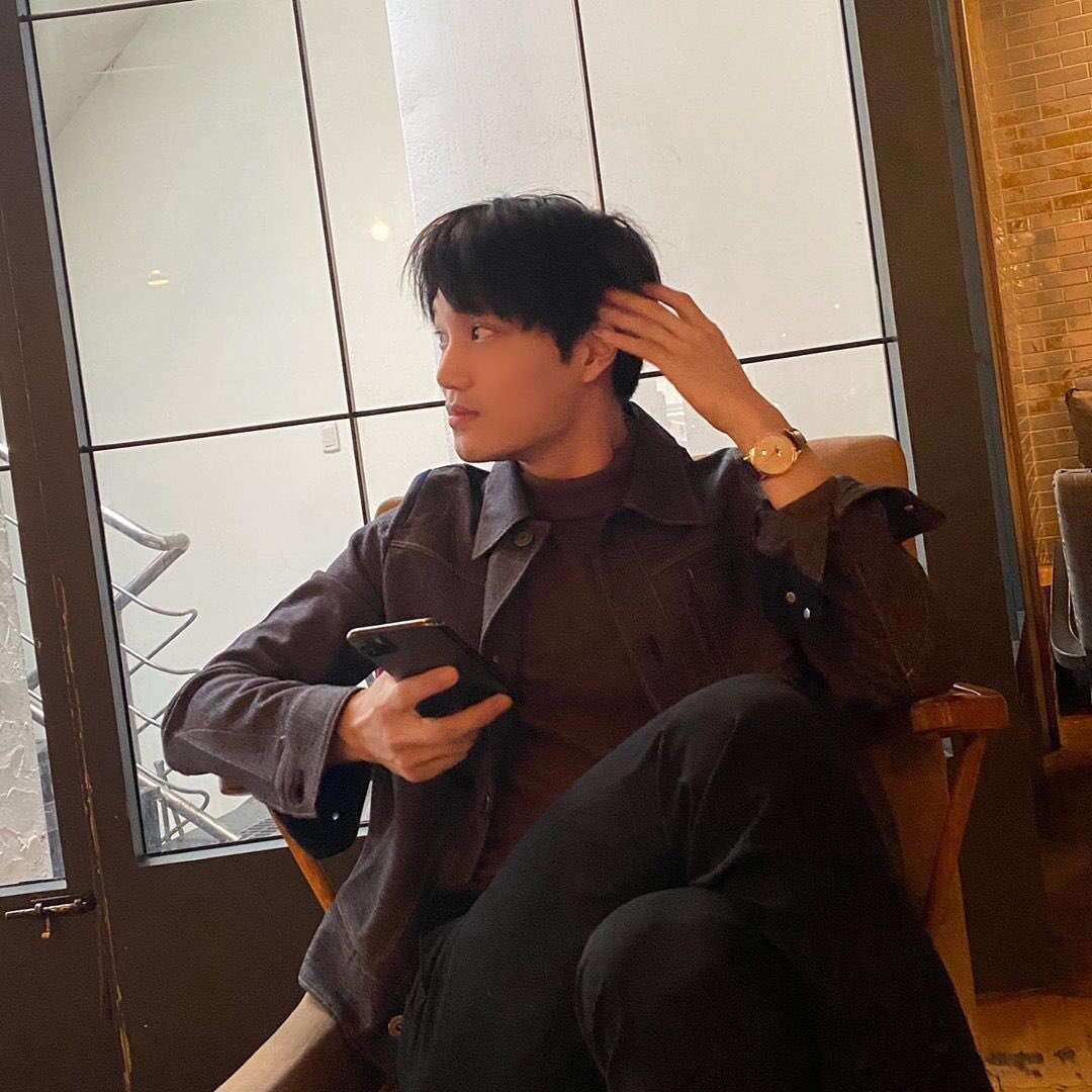 CDA_KJI94's tweet photo. ㅤ
𝙄’𝙢 𝙘𝙤𝙢𝙞𝙣𝙜 𝙤𝙫𝙚𝙧, 𝙙𝙖𝙧𝙡𝙞𝙣𝙜.
「 #LAOPENING #DAY2_RedCarpet 」
ㅤ https://t.co/dQ8eljvOdG
