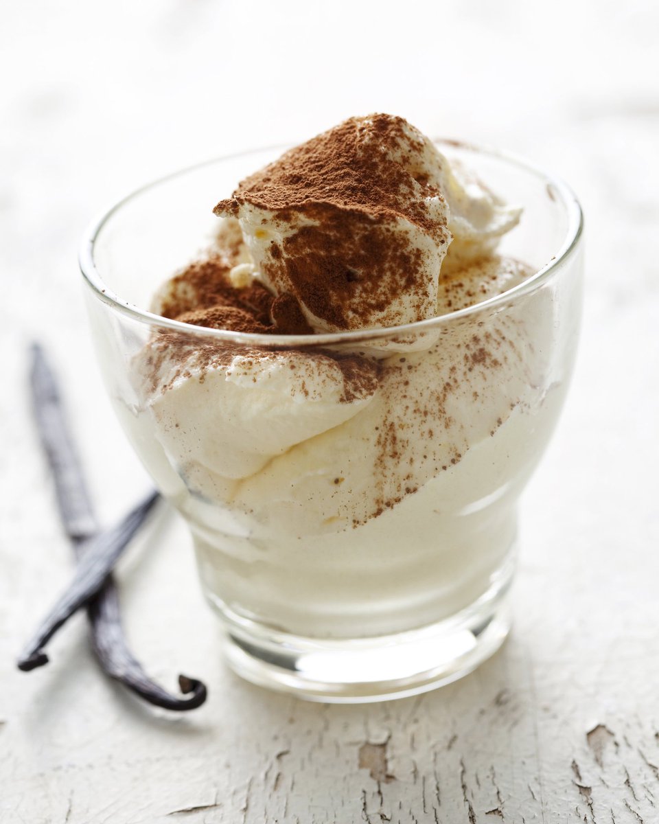 MixesMad's tweet photo. #GlutenFree #Vanilla #Cheesecake can be anything you want
#Dip w/ fruit &amp; cookies 
#Pie in a graham or Oreo crust 
Layered Trifle
#Mini desserts
#NoBakeCheesecakes are easy to make by blending our mix w/cream cheese then folding in cool whip
Chill how you’d like to serve
#humpday https://t.co/OUnnvWr9br