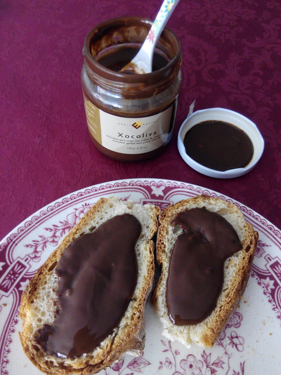 Hace 4 años. Crema untable de #chocolate y aceite de oliva de <a href="/enrovira/">Enric Rovira</a> <a href="/XocoBarcelona/">EnricRovira Xocolata</a>