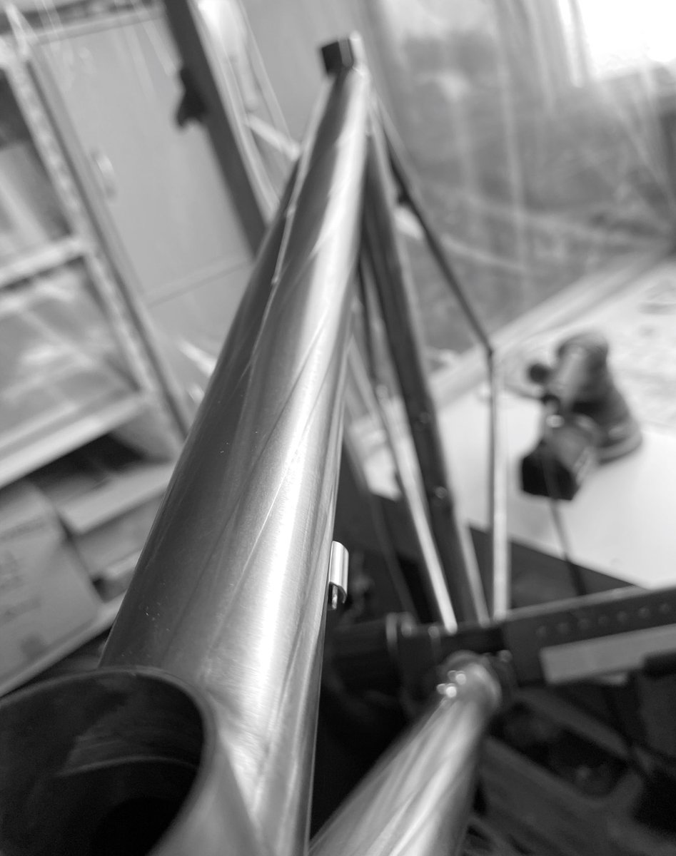 MULLERjapan's tweet photo. Made in Japan 🇯🇵 project.
スパイラルクロモリロード
Coming soon!!
#msp 
#spiral #chromolyframe #roadbike #longdistance #hillclimb #enjoyriding #enjoytouring #mullerjapan #mullerjapanbikes https://t.co/G1GUIF9Rr1