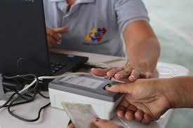 mippci_ven's tweet photo. #29Jul🇻🇪📢¡ ETIQUETA DEL DÍA!⏩ #ParticipaYElige

Hoy concluye la jornada para formalizar tu registro en el CNE, inscríbete y participa en las elecciones parlamentarias de este 6D. ¡Es tiempo de elegir! https://t.co/HIKJZTKwFi