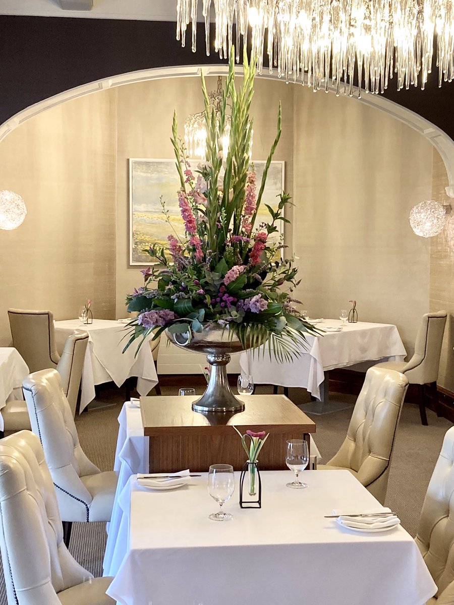 NorthcoteUK's tweet image. Northcote is open! The teams are back and our first service in 4 months is underway.
We’re so thrilled to be back doing what we do best, taking care of our fantastic guests. Thanks for all the kind &amp;amp; supportive messages we’ve received.
@prideofbritainhotels 
@preferredhotels