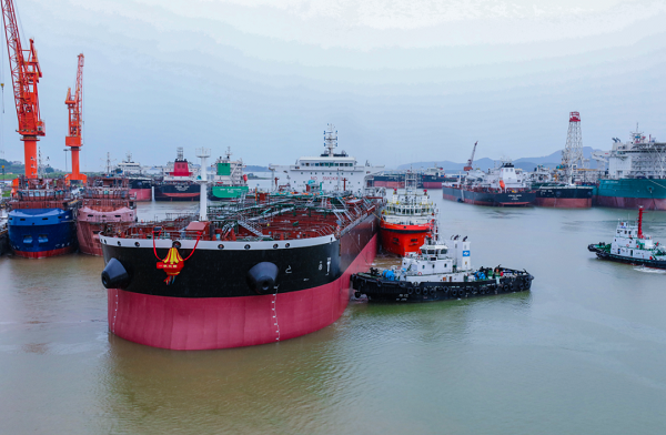 eshiptrading3's tweet image. Three ships undocked smoothly
#newbuilding #undock
#productoiltanker
#tunaclipper #fishingvessel
For more details, please click on the link below:
eshiptrading.com/News/View/14858