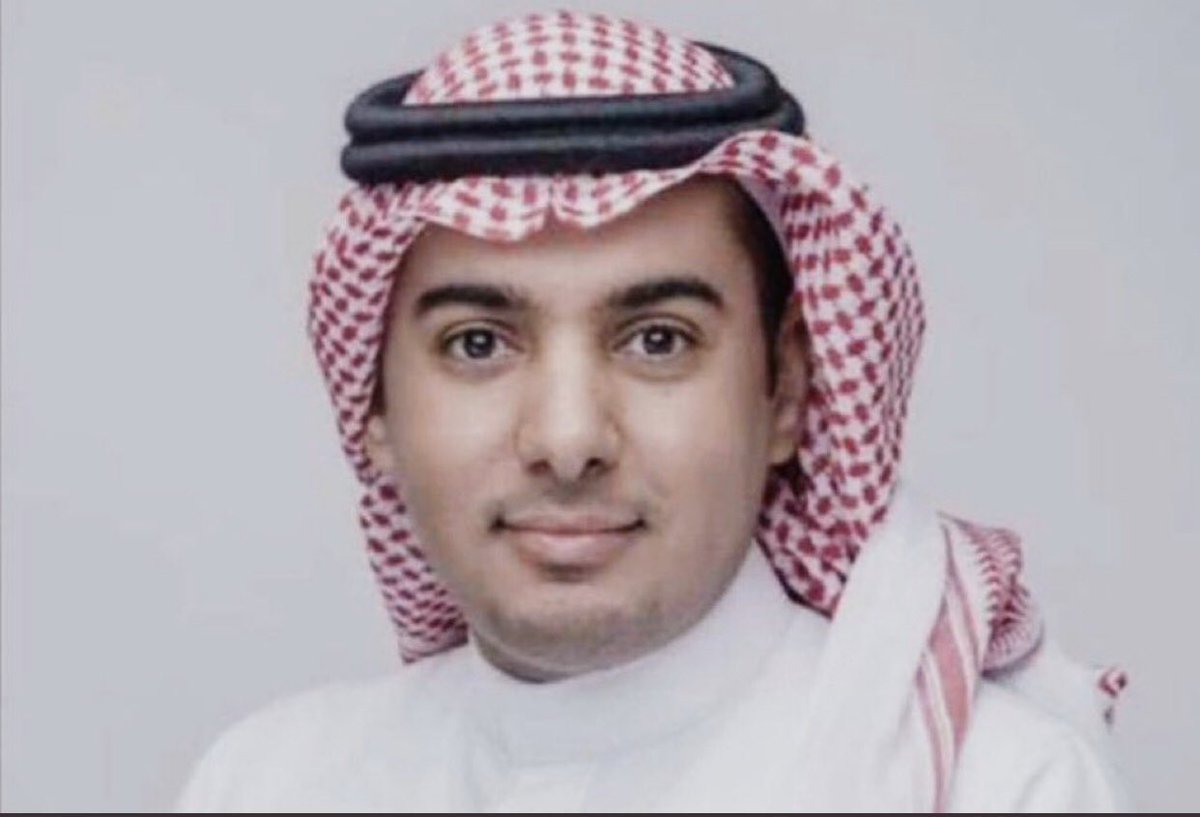 a3003oc's tweet photo. #فارس_السلامه_يمثلني
طرد إمرأة غير محتشمة #مشاعل_الجلعود ومنعها من دخول ( حديقة لافيرا ).
هذا الفارس الشجاع  @Faresalsalamah
يمثل كل انسان شريف في حائل وكافة مناطق السعودية. بيض الله وجهك يالتميمي انت وشريكك فارس الشمري. https://t.co/GRlq6FzhpA