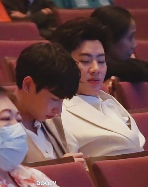 #ออฟกัน #offgun 

           back view                     front view