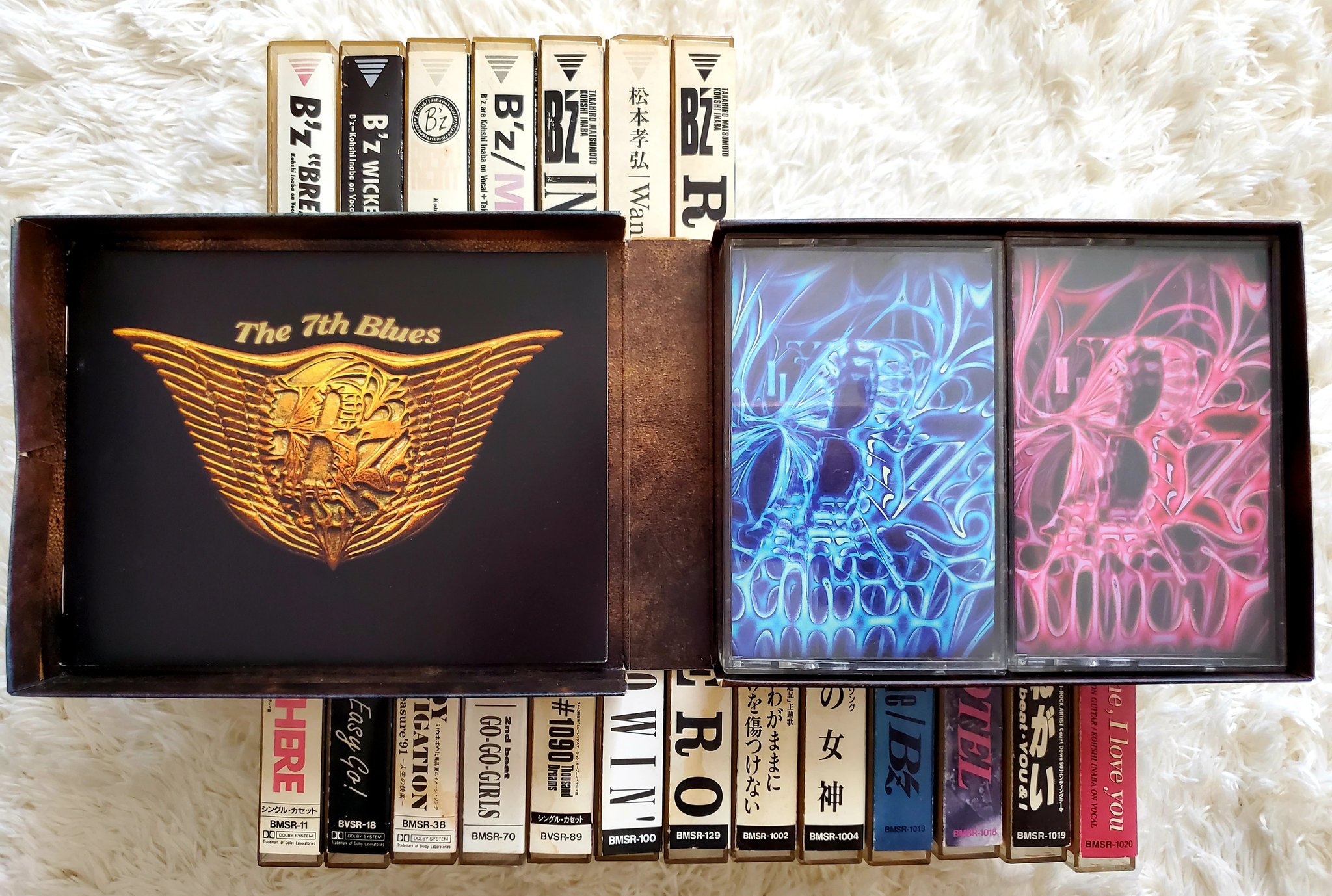 B'z The 7th blues カセットテープ 24pフォトブック付き レア B'z 7th