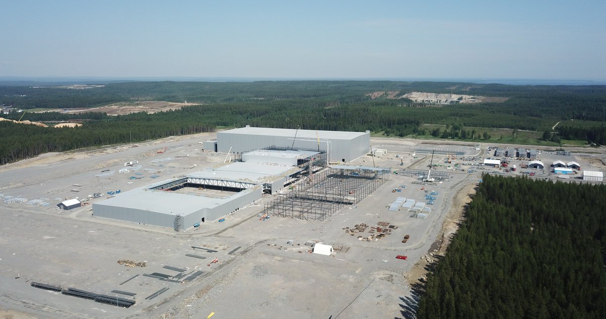northvolt's tweet photo. Announcing raise of $1.6 billion in debt to support development of battery production and investments in R&amp;D, industrialization and recycling. Full release at 
https://t.co/nh0gshMWik https://t.co/soNa801APN