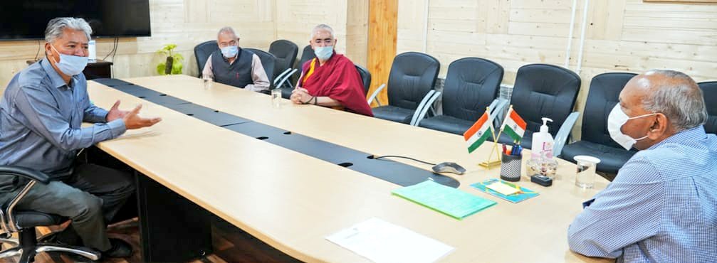Another delegation comprising of President LBA <a href="/BuddhistLadakh/">Ladakh Buddhist Association</a>, Ladakh Gonpa Asso. &amp; Ladakh Cultural Forum also called on the Lt. Gov @R_K_Mathur today  to discuss the need for using #Bhoti language in government offices and educational Institutes of the UT administration