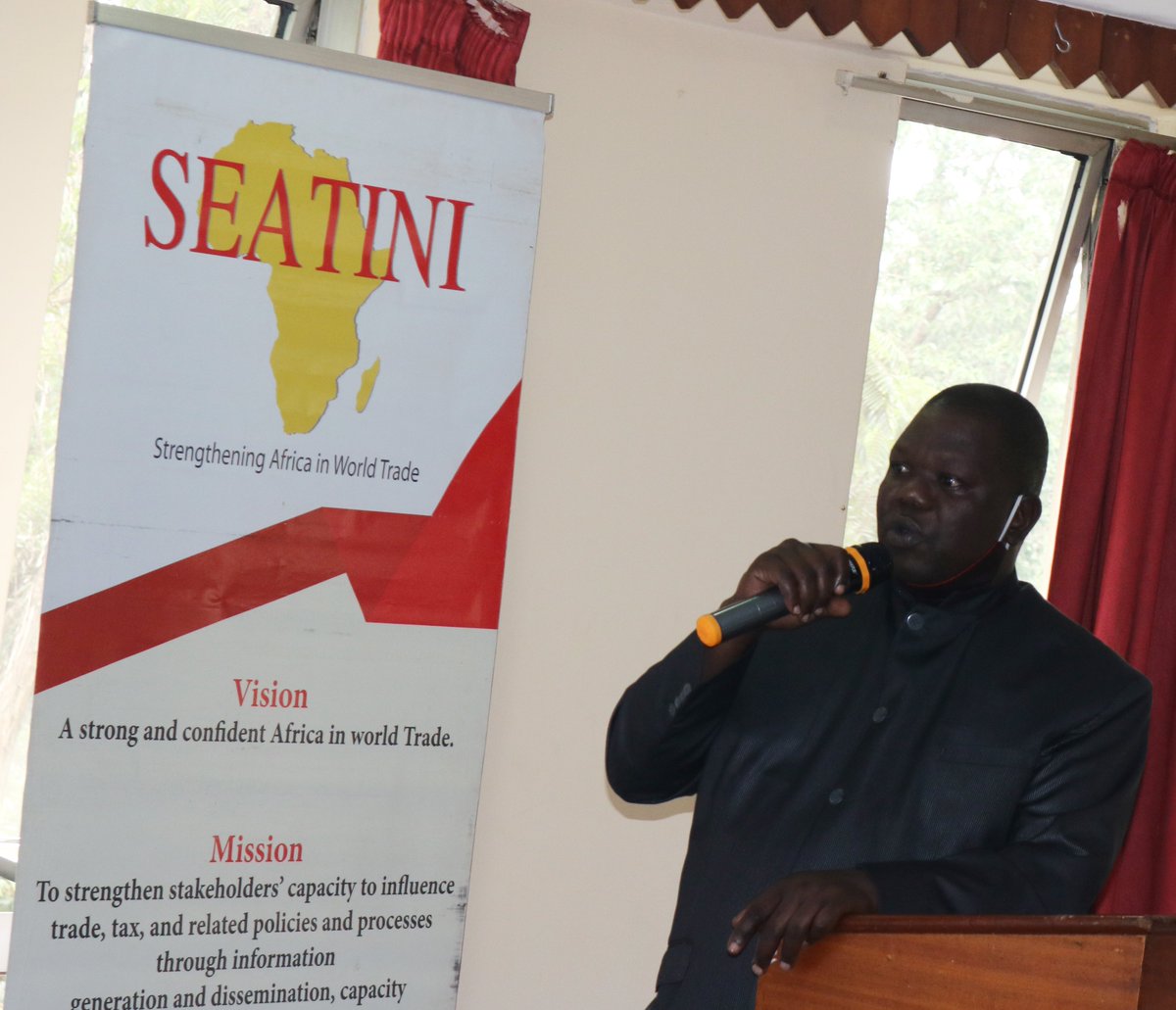 SeatiniU's tweet photo. On Trade in Services, the #AfCFTA will cover five Priority Sectors, namely; Business, Communication, Financial, Transport and Tourism services, ~ Mr. Okot Okello, Asst. Commisioner, External Trade, @mtic_uganda https://t.co/joUtj7cTFv