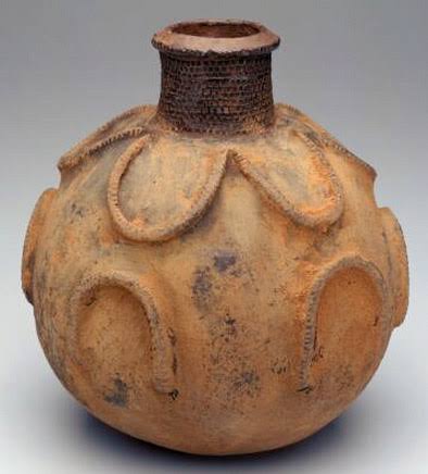 Ancient Africans were making use of metals long before people in other parts of the world.As far back as 2,500 years ago they were smelting iron and 2,000 years ago impressive metallurgists in Tanzania were found to craft exceptional metals.