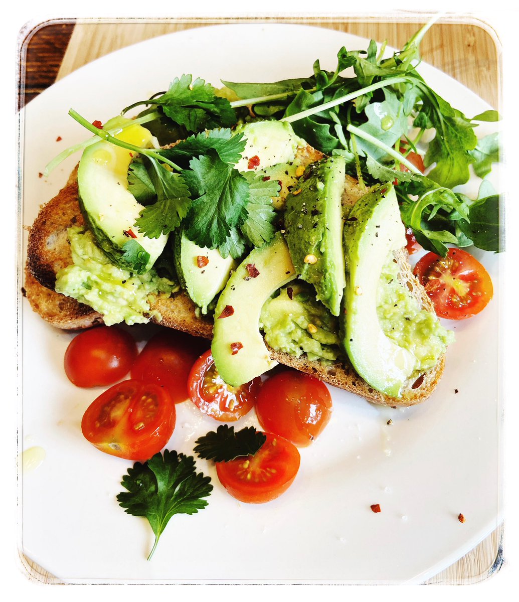 >>><<< BREKKIE >>><<<
Folks we are trying out some of our new menu items which is launching properly beginning of August
•
This is smashed avocado on artisan toast! A brekkie classic! You can also add crispy streaky bacon
•
#brekkie #indiecoffee #exeter #foodiesofinsta