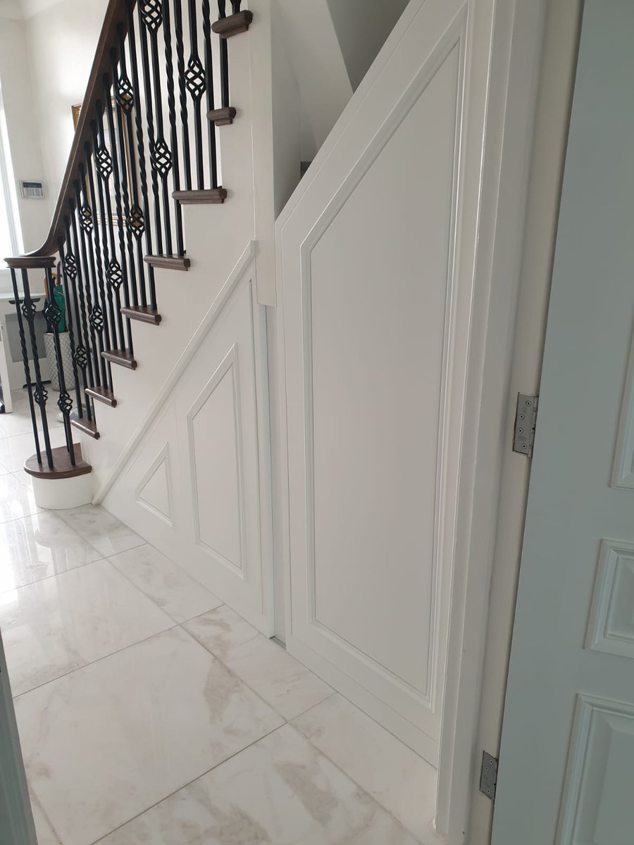 BespokeCabinets's tweet photo. A beautiful under stairs storage project installed in a client's Regents Park home.

Designed with a classic raised panel to match the period style of the property, with a Winchester oak interior and finished in clean white.

https://t.co/3XBsiNoaoP…/ https://t.co/3wpKvFuBQG