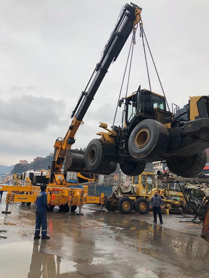 mpgcomtr's tweet photo. "Sahadan ortaya karışık resimler 😀 / Some mixed photos from field"
#mpgcrane #knucklecrane #truckcrane #truckcranes #kranbil #Mercedestrucks #Scaniatruck #Mantrucks #Volvotrucks #mobilecrane #knuckleboom #knuckleboomcrane #heavylifting #mpgcranes #kran #grua #truck #building https://t.co/u3X82gRUHp