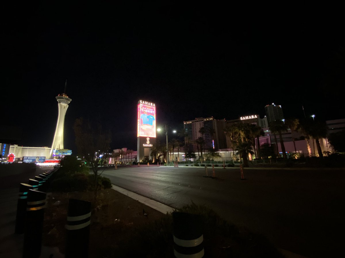  @CircusVegas. Live table games are open, weekend only. &ndash; bei  Circus Circus Hotel & Casino