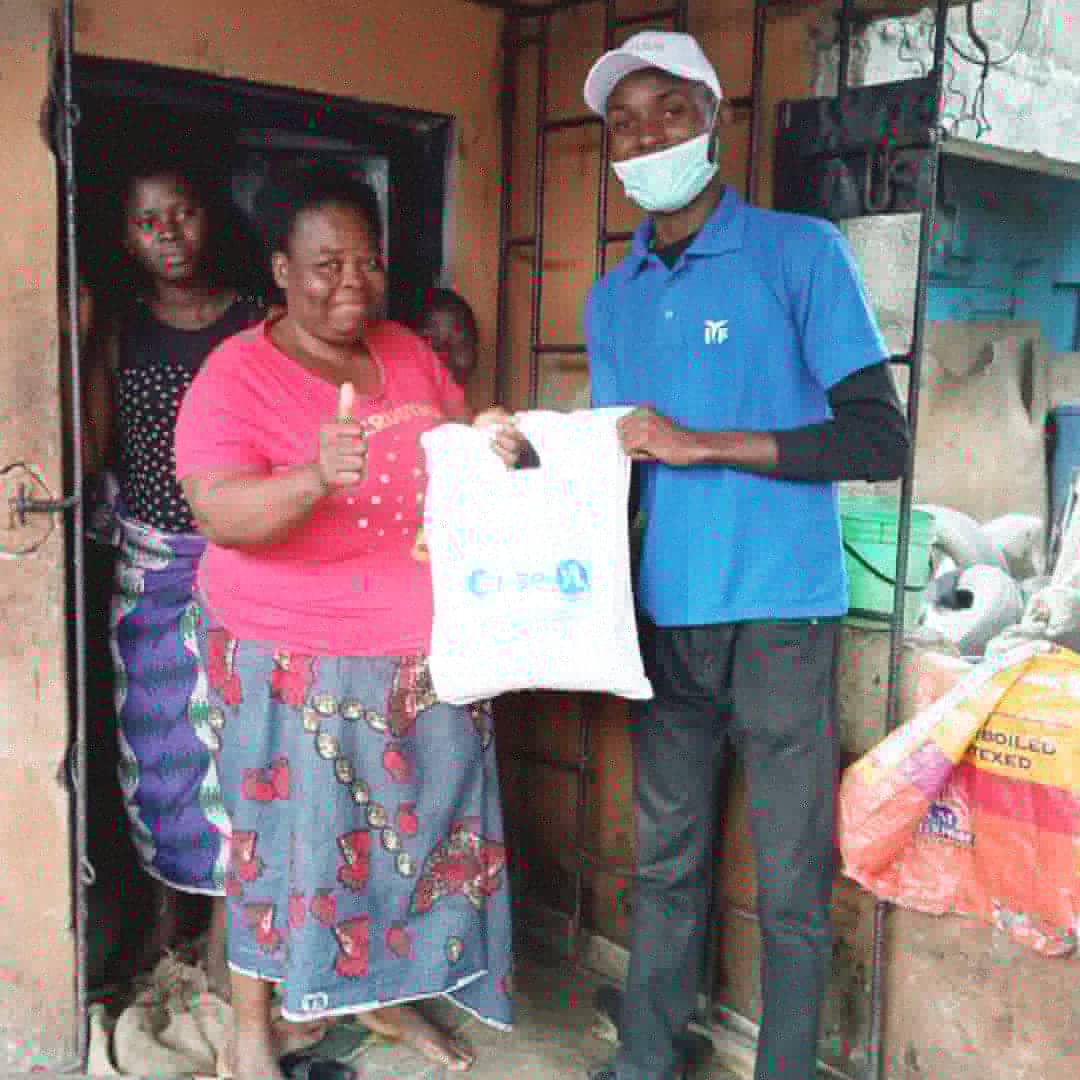 riseplatform_ng's tweet photo. Are you looking to help the needy and those who have been most hit by the COVID-19 pandemic? Join RISE today! With RISE, you can make a real and measurable impact in helping others. Visit https://t.co/TbTdjt4ze3 to get started. @TheCansNg @jaizbankplc
#Relief #RISE #GiveGetRepeat https://t.co/VBDDfVURl6