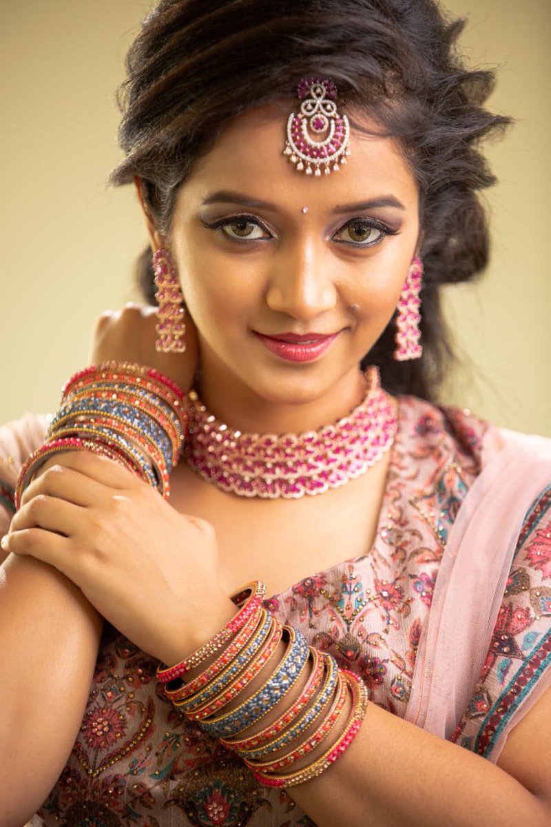 OpenTalkCinema's tweet photo. Aspiring Actress @vjthara to make her debut in Kollywood soon

#Thara @teamaimpr https://t.co/ViH3XXzvQp