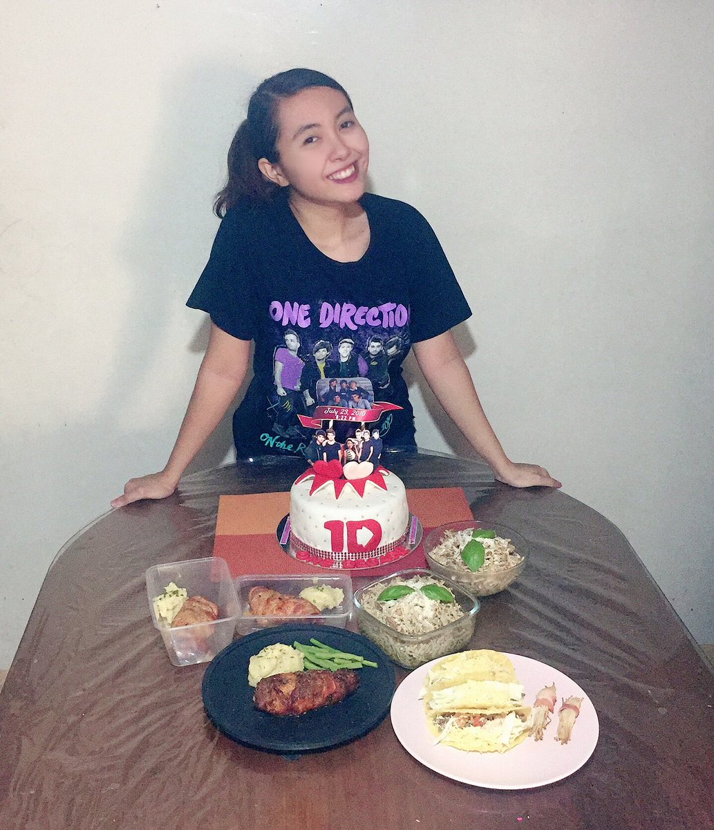 iCheRitzYou's tweet photo. Fangirling all day, all night and all week. Anniv meal😄👌🏻 @onedirection
#1DH1ST0RY #1DWWATOUR
#10YearsOf1D #10YearsOfOneDirection #18MonthsMyAss
#OneDirection10thAnniversary
#1Decade
#NOCHILLPHILIPPINES
#OneDirectionReunion
#OneDirectionSave2020
#ONEDIRECTIONBREAKTHEINTERNET https://t.co/JsWqoOi25s