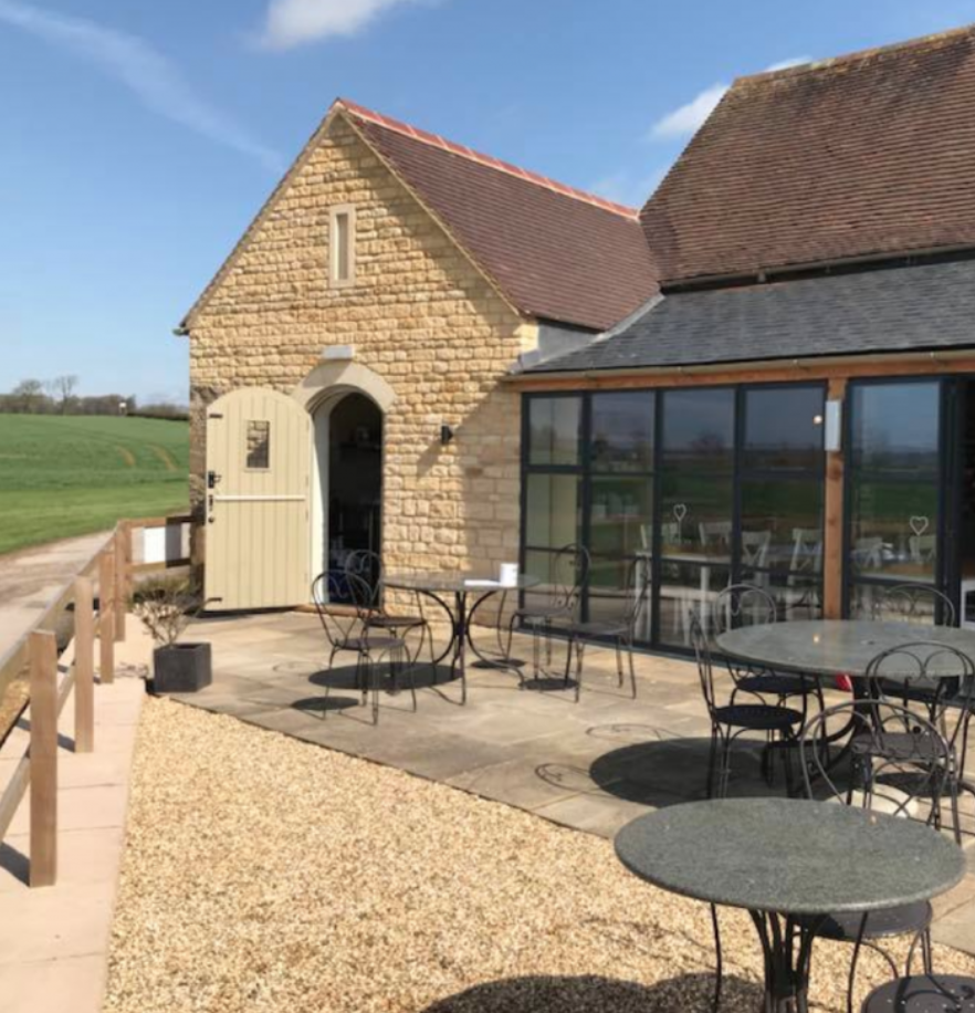PetrolheadsW's tweet photo. A lovely trip out to the Cotswolds yesterday to our gold rated venue The Cotswold Food Store &amp; Cafe . Great coffee, food &amp; parking!  We are sure to be back.  Take a look on https://t.co/ox688cn2dA

Cotswoldfoodie 
#Cotswoldcafe
#driveyourcar
#pistonheads
#petrolheads https://t.co/vcu7ghfo9v