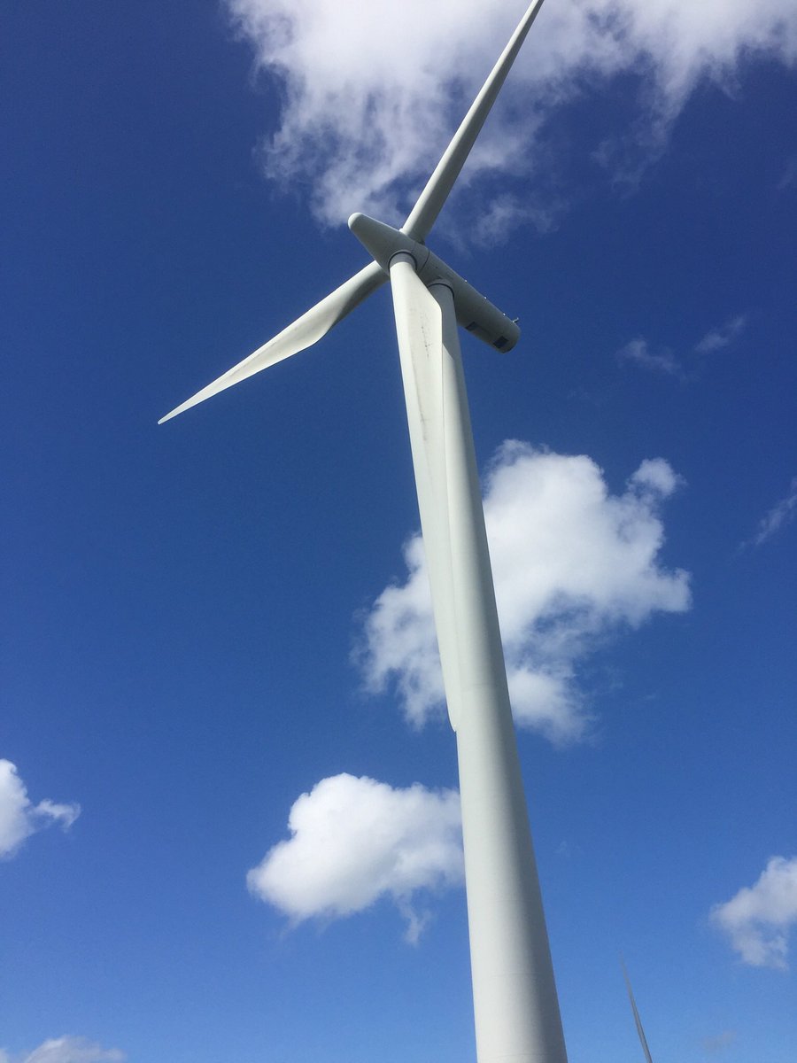 SauchiehallS's tweet photo. @Steg_G @SunnyGRadio Hi Steg what about the north 500 can you play once in a lifetime #windfarm https://t.co/a25i5gzTwA