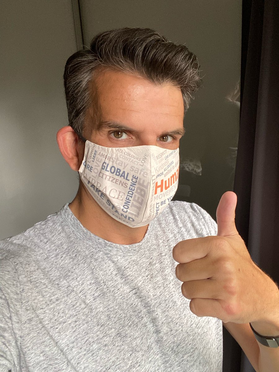mauricewijnen's tweet photo. What a great initiative @MCollignon! En het is al mijn tweede #mondkapje uit de collectie. Al een week geprobeerd en ze zijn top! #IamHuman #positivechain #moniquecollignon https://t.co/DYZzIIVLmc