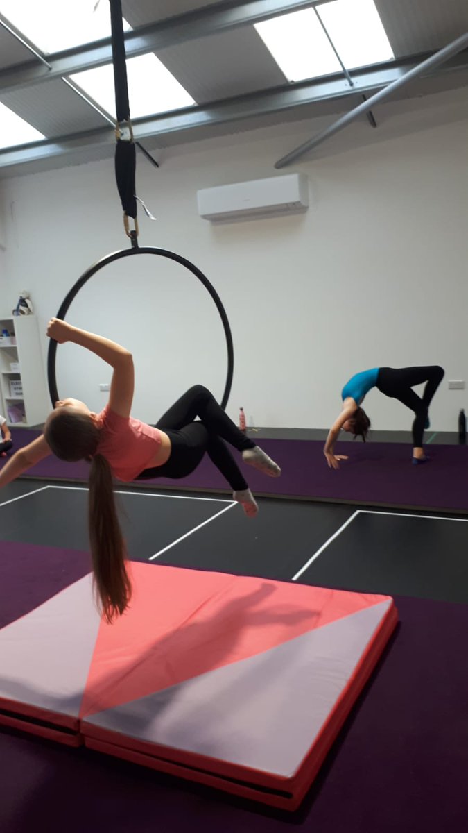 Sweet Circus tweet media