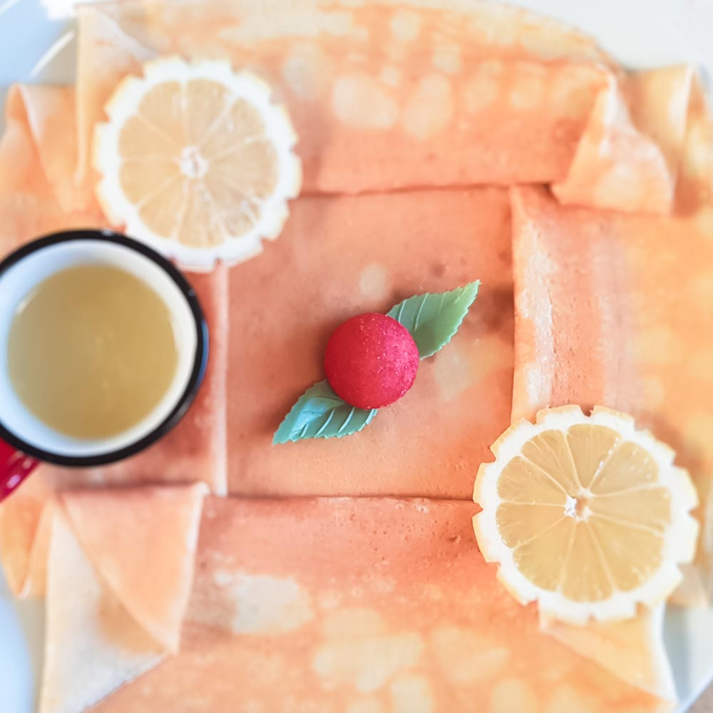 LePatacrepe's tweet photo. Venez déguster notre délicieuse et acidulée crêpe citron 🍋⁠
⁠
#lepatacrepe #summer #ete #new #patacrepe #summer #ete #new #foodporn #tastyfood #yummy #instafood #food #foodphotography #delish #crepe #citron https://t.co/90hrdgaJfJ