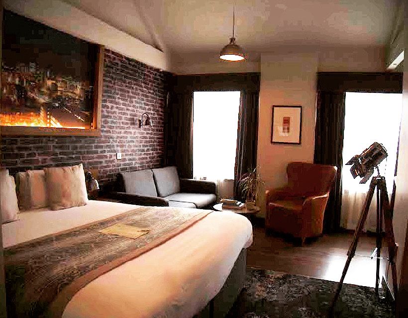 Free breakkie anyone? 😋

We are creeping up on August now so just a reminder from us that when you book your August staycation with us directly we’re including your breakfast for free! 🍽

Give us a call on 01618191441 or place your booking via abelheywood.co.uk ✨