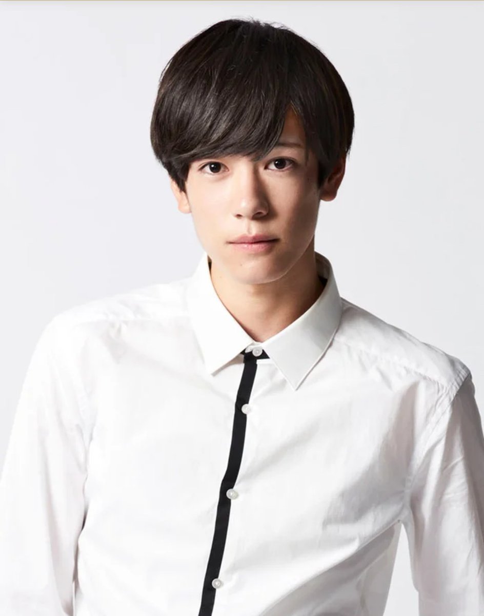 CLUBGOLD4's tweet photo. 令和仮面ライダー第2弾
主演は内藤秀一郎「仮面ライダーセイバー」

歴代の主役はイケメン✨
その後も俳優業で活躍してますね
年間を通じて10人を超える仮面ライダーが登場するらしいけどイケメン勢揃いなのかな🤔

立川店も負けてませんよ
イケメン活躍中です✨

#ホスト

https://t.co/zgpHT5Qy8x https://t.co/68gPtvzIzQ