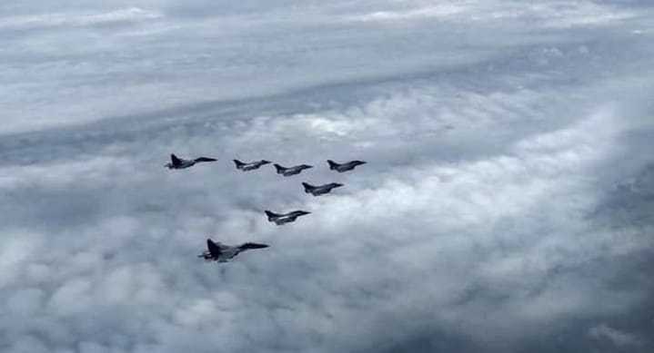 ravetkarmayur's tweet photo. @narendramodi @IAF_MCC @rajnathsingh 

Modi ji, Thanks a lot for Rafale...India will always applaud your Vision to Upgrade Indian Air Force with latest Technology... https://t.co/SRoMYrHEYD