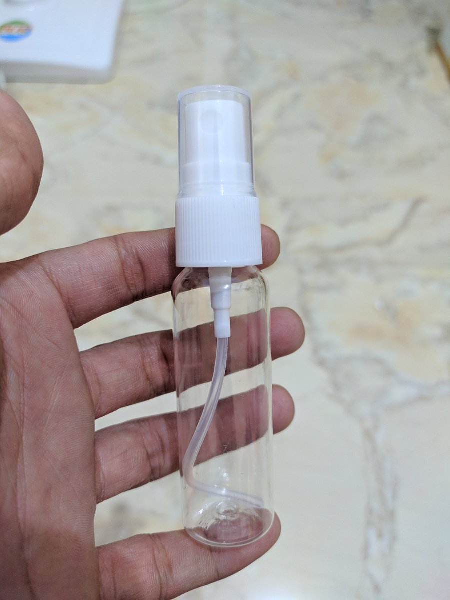 hendrawz89's tweet photo. @awkarin Kali minat botol kosong Spray 20ml, 30ml, 60,ml.
Mahan Pet 
Tutup aja warna natural jg.
Minta wa 081383313075 😊 https://t.co/No6lKkSt8i
