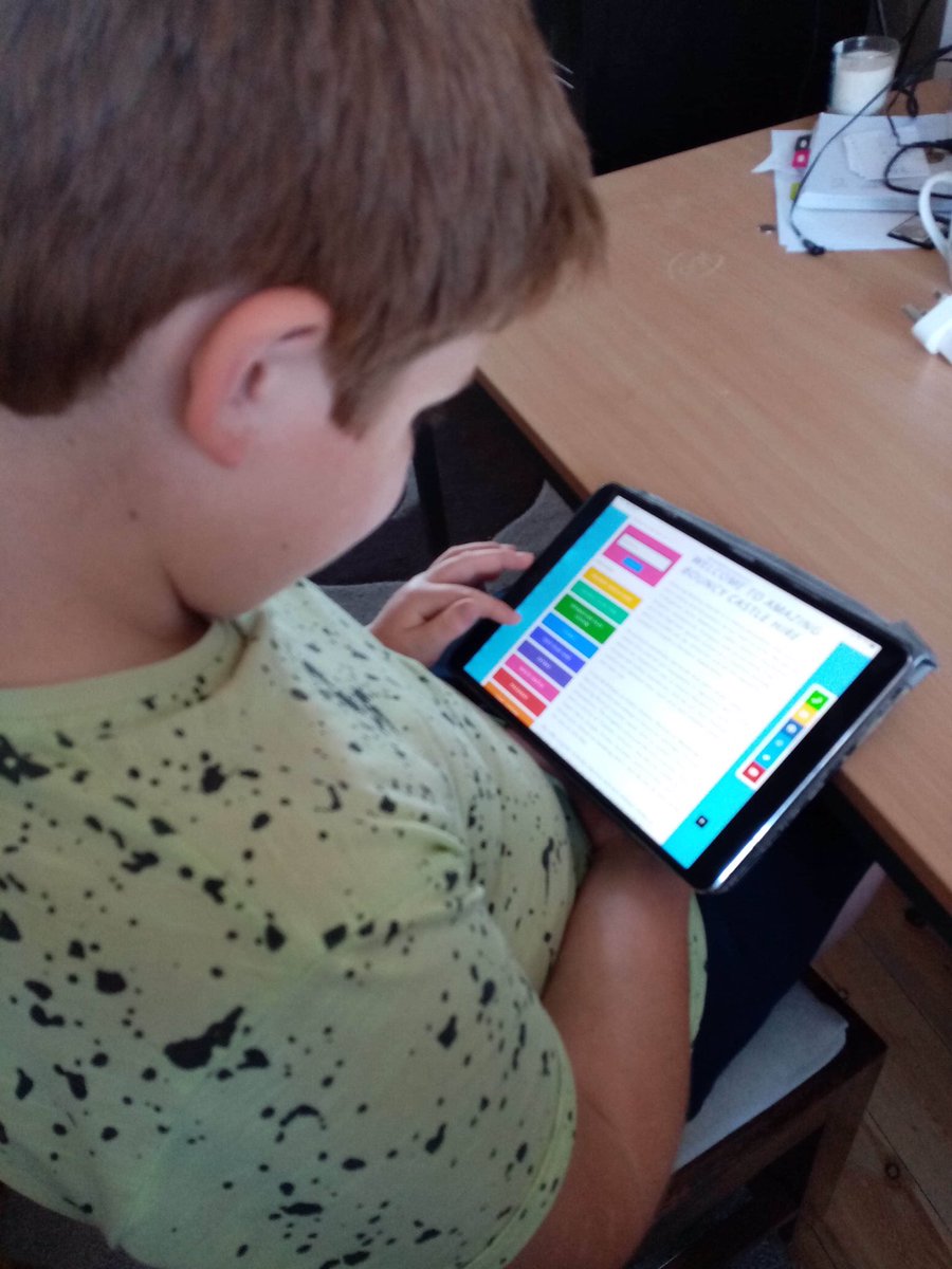 AmazingCastl's tweet photo. The Boss looking to improve our website. https://t.co/ICqxY0UQGi https://t.co/tjTcwUKNNN