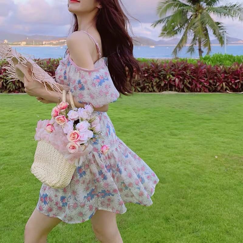 MakemebeauC's tweet photo. ♥️New korea design 
-งานนำเข้า พร้อมส่ง- 
เดรสชีฟองลายดอกเปิดไหล่ แต่งขอบสีชมพู สายปรับความยาวได้ งานมีซับใน ซิปซ่อนด้านหล��งน่ารัก�� 

319฿

#เดรสชีฟองสั้น #เดรสชีฟองลายดอกไม้ #เดรสปาดไหล่ #เดรสเปิดไหล่ #เดรสระบาย #เดรสระบายชั้นๆ https://t.co/gQgh5fDw48