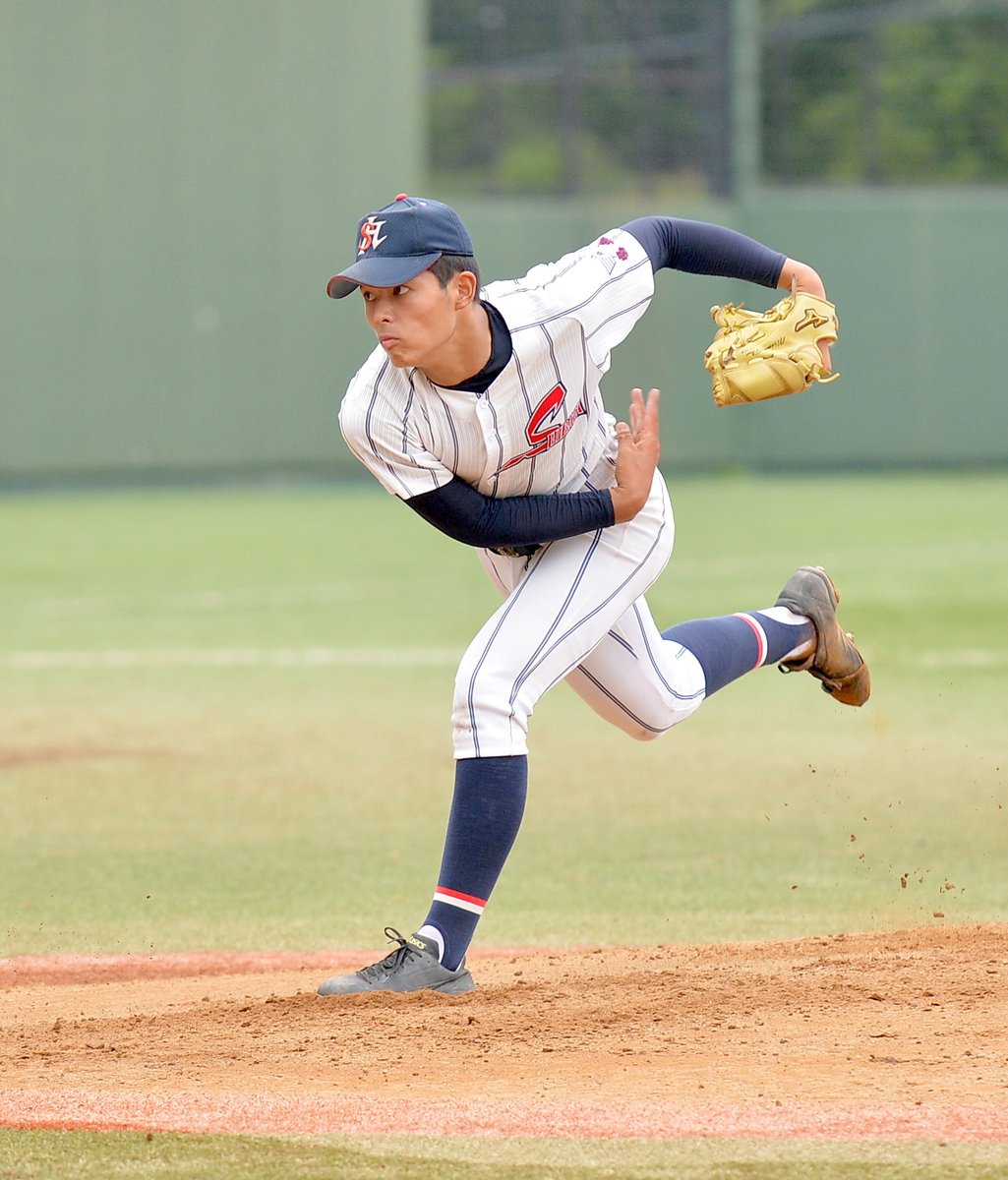 日刊スポーツ新聞社東北取材班 高校野球宮城県大会 準々決勝 29日 仙台育英 4 3 柴田 強豪に善戦も3年連続の4強を逃した柴田 佐々木勇太投手 3年 は 育英対策でずっとインコース攻めを磨いてきたが 甘く入ってしまった 気持ちはぶつけられた