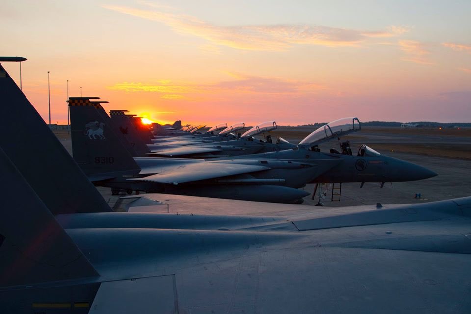 We're loving the blast to the past from the @AusAirForce’s #ExPitchBlackOnline series! Here's a shot from the 2018 iteration of the exercise featuring our F-15SGs lined up in the sunset. 😍✨
Missing this beautiful sunset view and we can't wait to go back again! https://t.co/S3SPEmEIcP