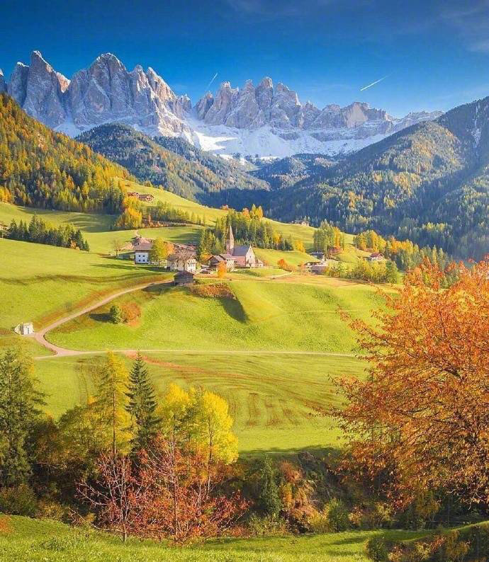 FolkChinese's tweet photo. beautiful Italy https://t.co/uktPBTPNtP