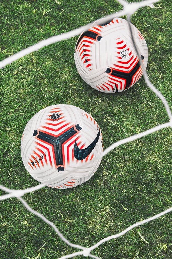 PanenkaSport's tweet photo. Premier League 2020/21 sezonunda kullanılacak topu tanıttı.
#PremierLeague × #Nike × #FlightBall https://t.co/7z6GaTA4Da