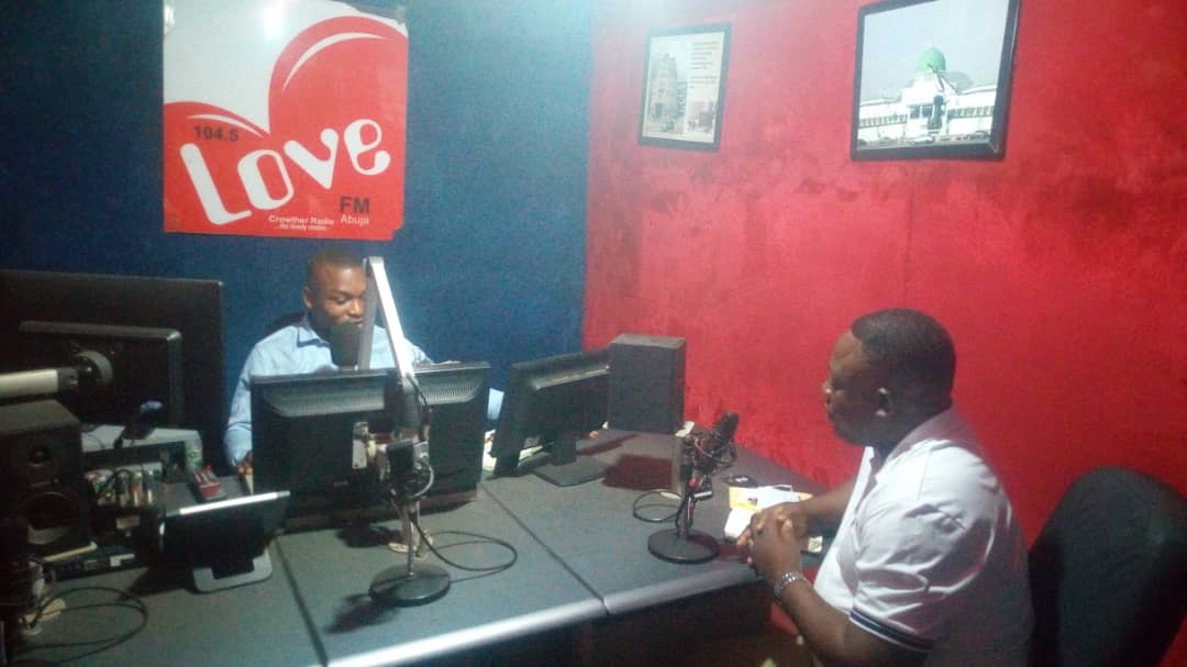 love1045fm's tweet photo. #1045LoveFmAbuja
Do you have any legitimate property in Abuja for sale?
Join #MichaelLegend @michaelblegend Every wednesday by 11:30Am On #1045LoveFmAbuja
#GuestSpeaker: Mr Gabriel Julius {CEO We fix am @wefixam}
#1045LoveFmAbuja.
#YourFamilyLoveStation https://t.co/8VwgPxPpDJ