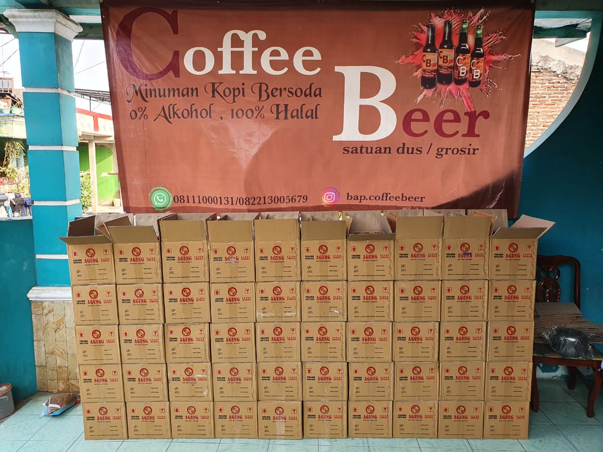 r_prihartanto's tweet photo. Ready Coffee Beer Tirta Agung Ngoro &amp; Agung Ngoro. Minuman kopi bersoda asli khas Jombang, Jawa Timur. Tidak mengandung alkohol &amp; halal.
#coffee #coffeebeer #beer https://t.co/iDOzOtFg0E