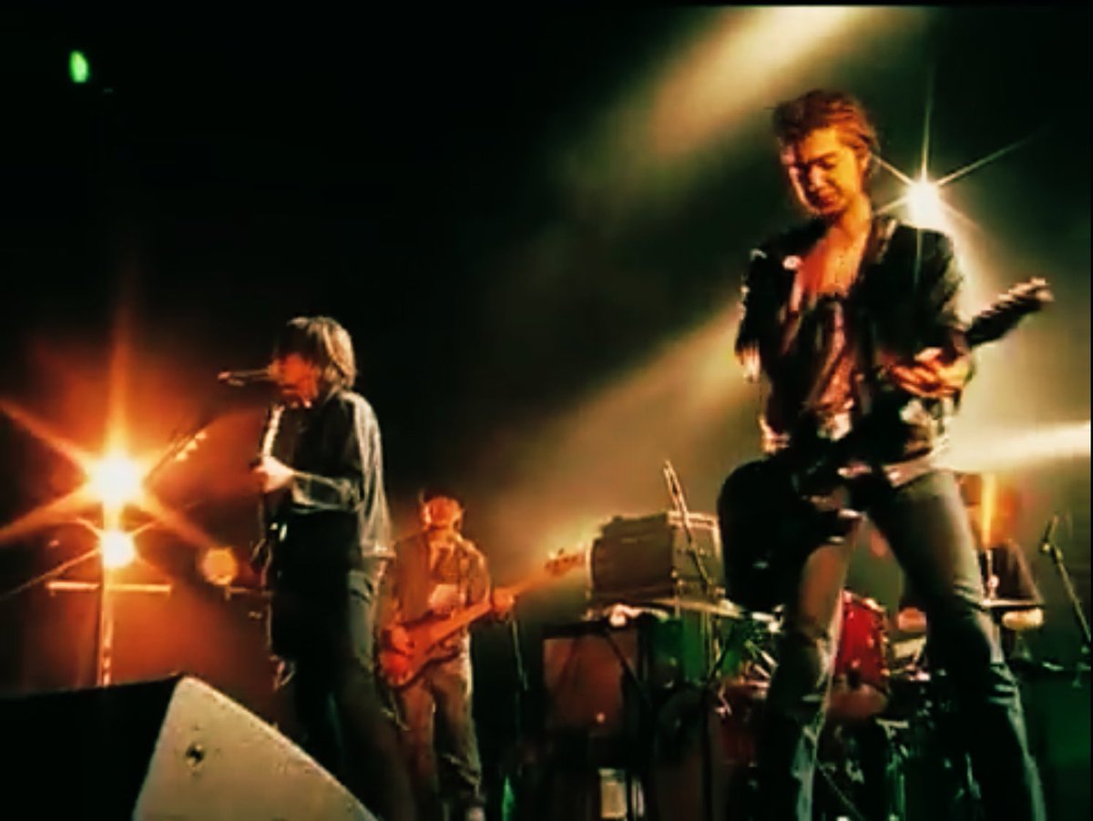 昔 ROSSO ってバンドがいてさ、 メンバーが フリクションの