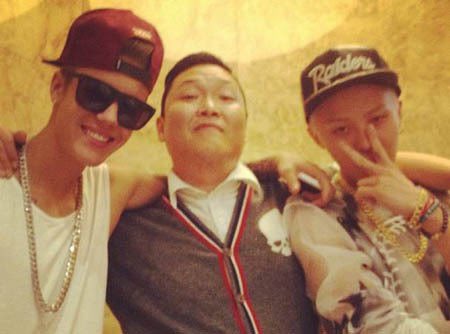 Lets talk about the fact that Justin has had many encounters with korean artists for years but has yet to make a song with them, it’s time  @justinbieber