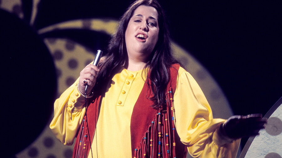 Crave Guitars Music Fact Of The Day 29 July 1974 American Singer Actress And Member Of Pop Group The Mamas And The Papas Mama Cass Elliot Died From Heart