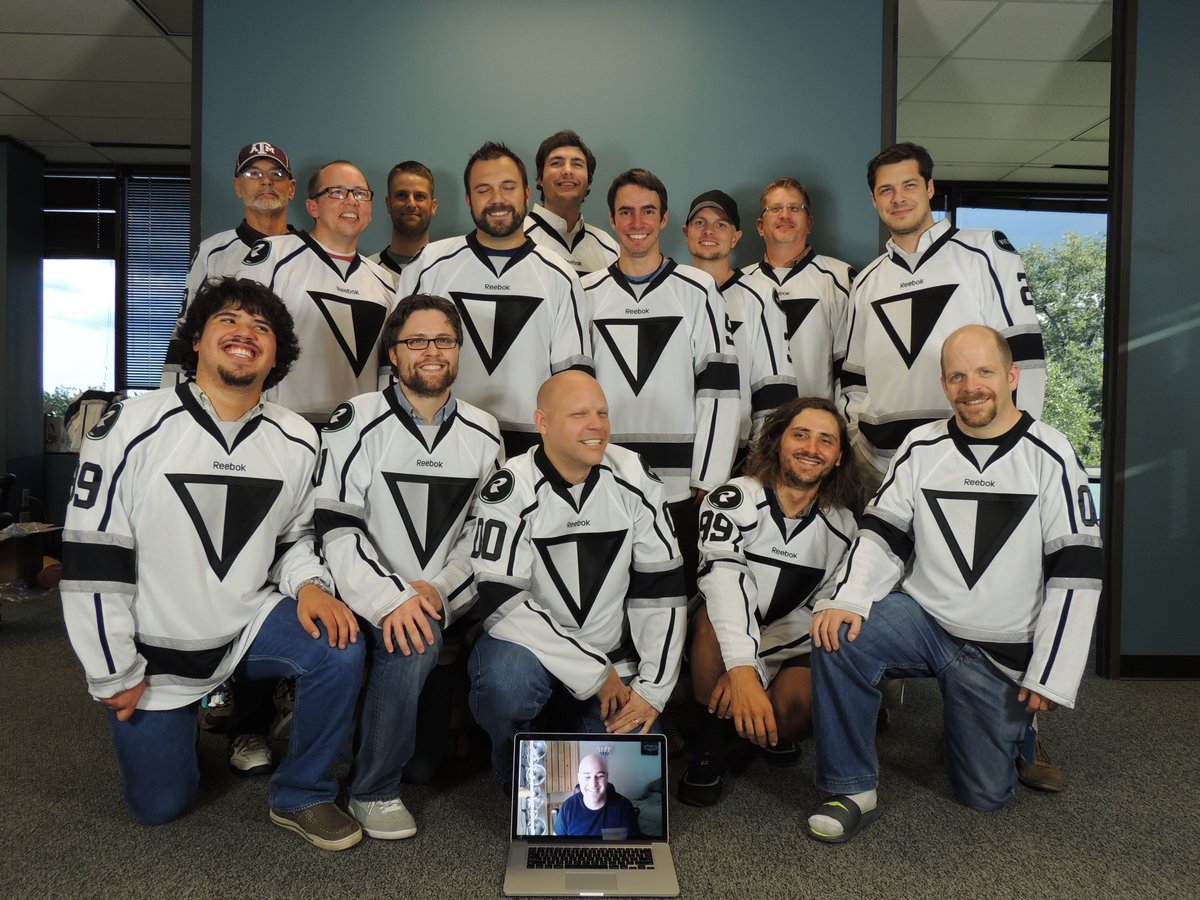 12/ Startups are really, really hard. The Victiv team (and their families!) sacrificed a ton over the past 6 1/2 years to build and grow something awesome. Y'all have been amazing! • Victiv launch / family• BetStars Jackpots launch (not COVID, I was sick)• Good-bye ZOOM