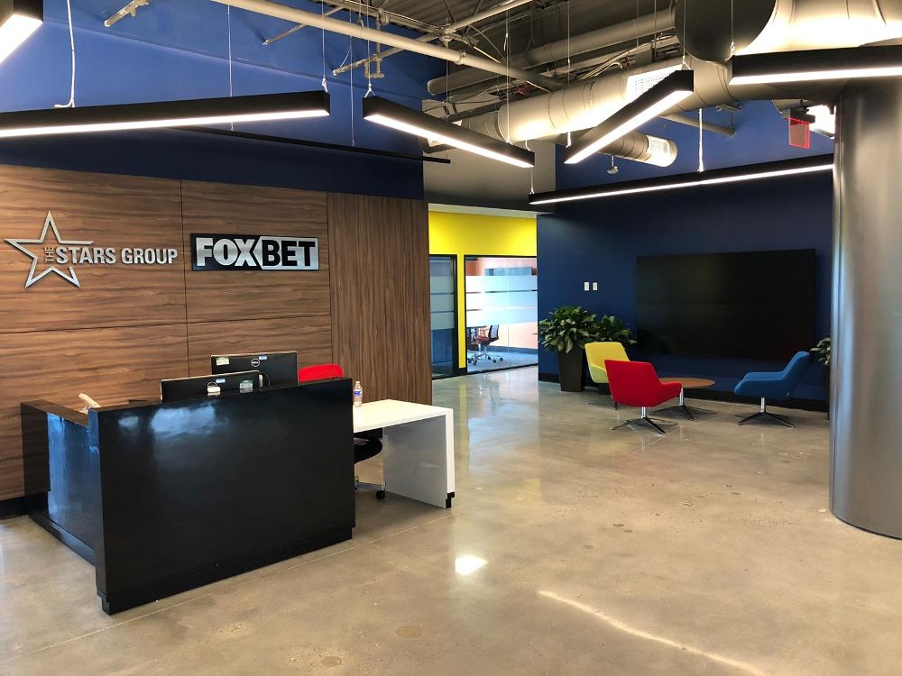 14/ While the same time Austin was working on Super 6, the broader  @FOXBet team was in the midst of starting to build our new business, brand, offices, and operations across New Jersey, Los Angeles, Miami, the UK, and Dublin.