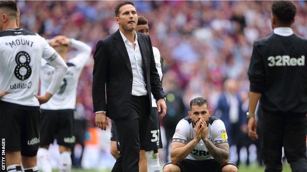 First of all Ole’s management career before Man Utd is better than Lampard, Ole won the league with Molde who had never won a league title in there clubs history whereas Lampard took Derby from 6th to 6th despite having Mount, Tomori and Harry Wilson on loan