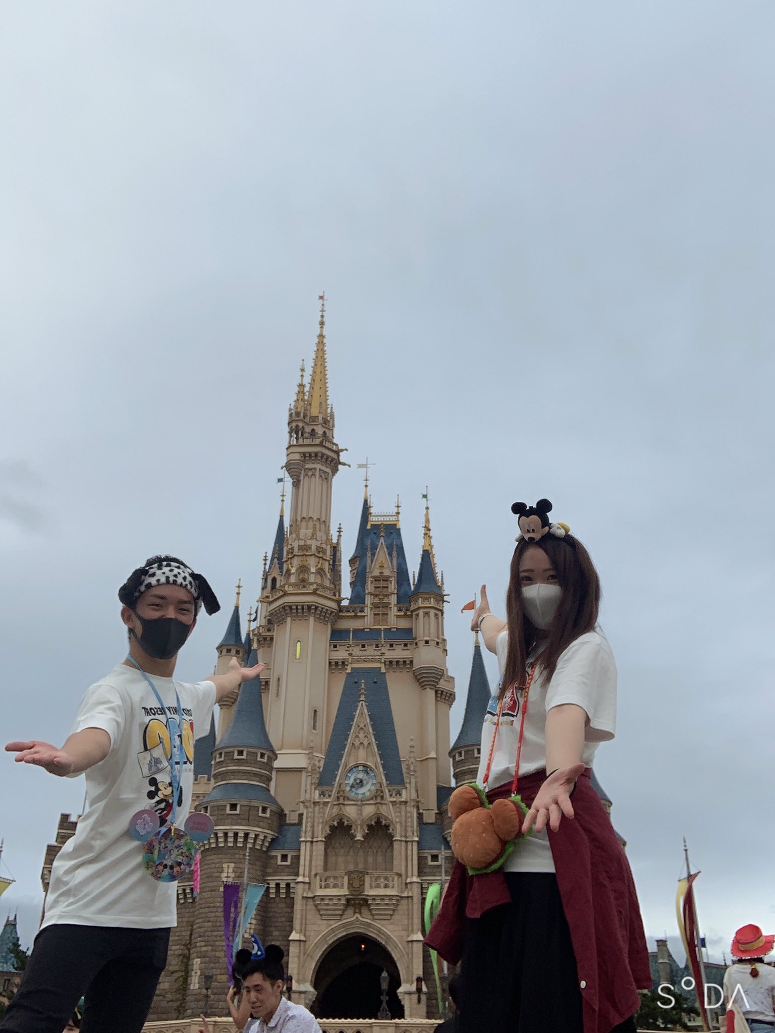 てる ディズニーいってきた 楽しかったなー さいとー一緒に行ってくれてありがと T Co Nnze3ri8rj Twitter
